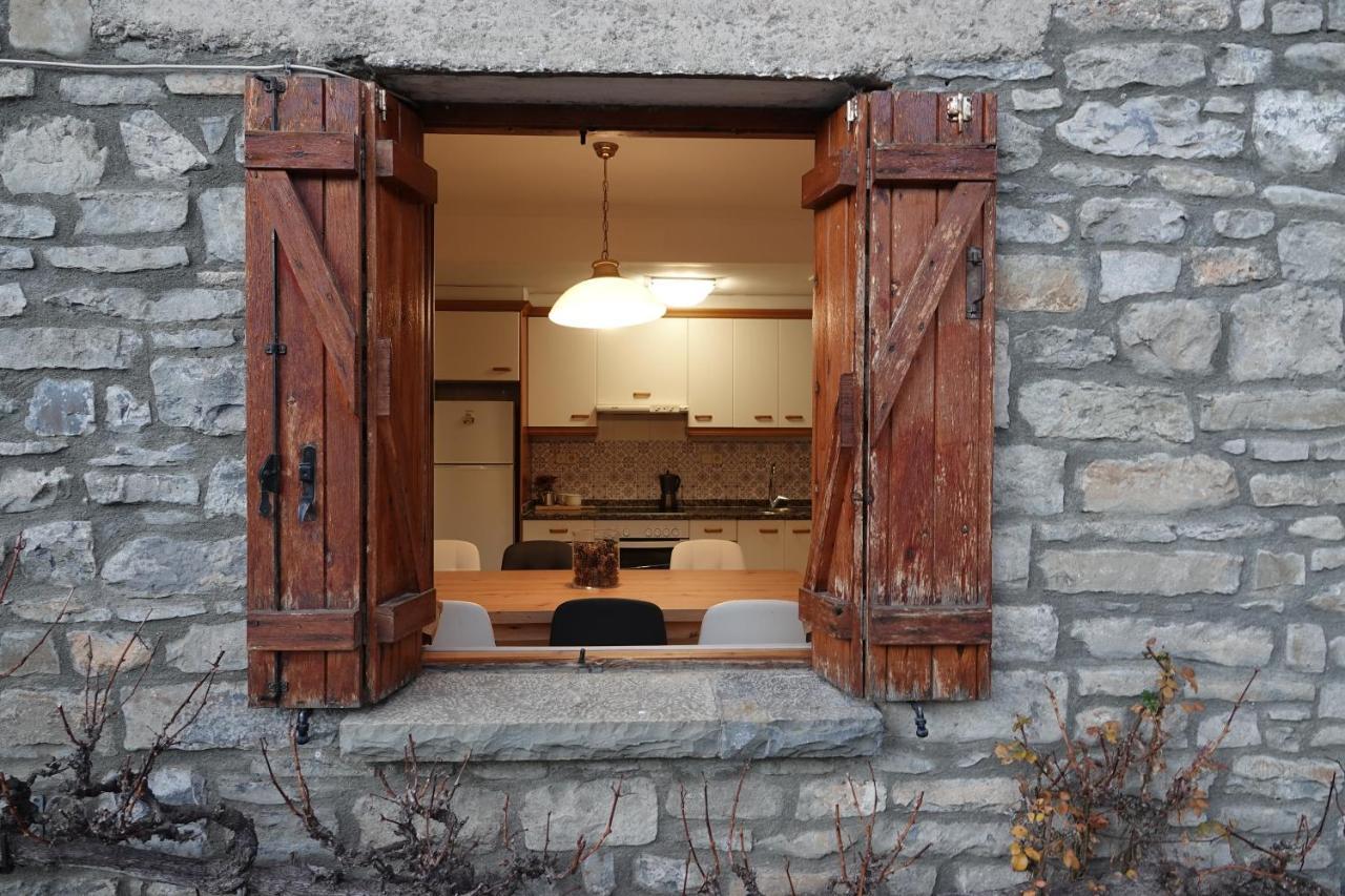 Cirjuana, Casa En El Centro Con Agradable Jardin Y Barbacoa By Pirineos 360 Villa Biescas  Buitenkant foto