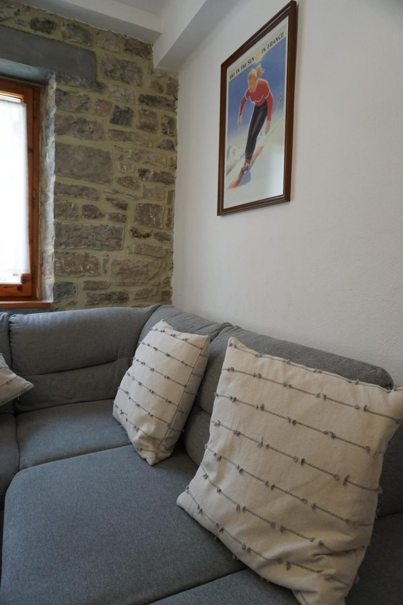 Cirjuana, Casa En El Centro Con Agradable Jardin Y Barbacoa By Pirineos 360 Villa Biescas  Buitenkant foto